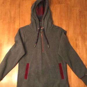 Dravus Hoodie, Size Medium. NWOT